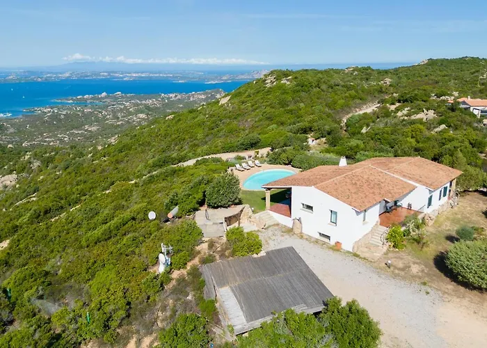 Villa Monte Moro Azzi Russi *